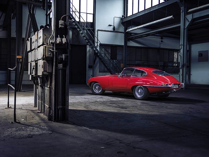micheal-thomas-sleeping-beauties-cars-designboom-08.jpg