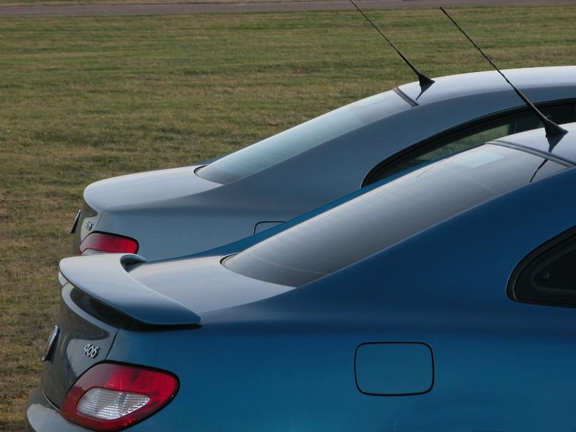 peugeotcom.jpg