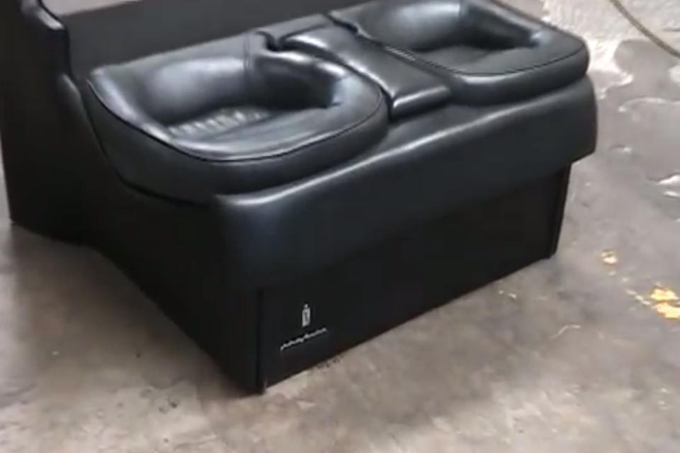 seatsofa4.png