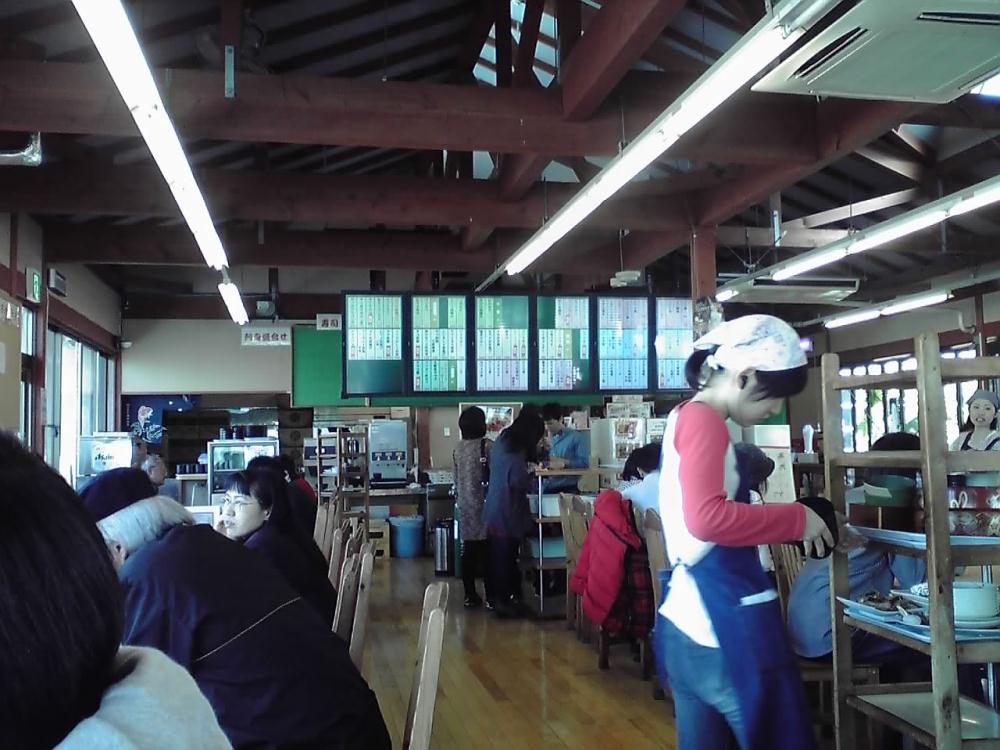 ばんや食堂店内.jpg