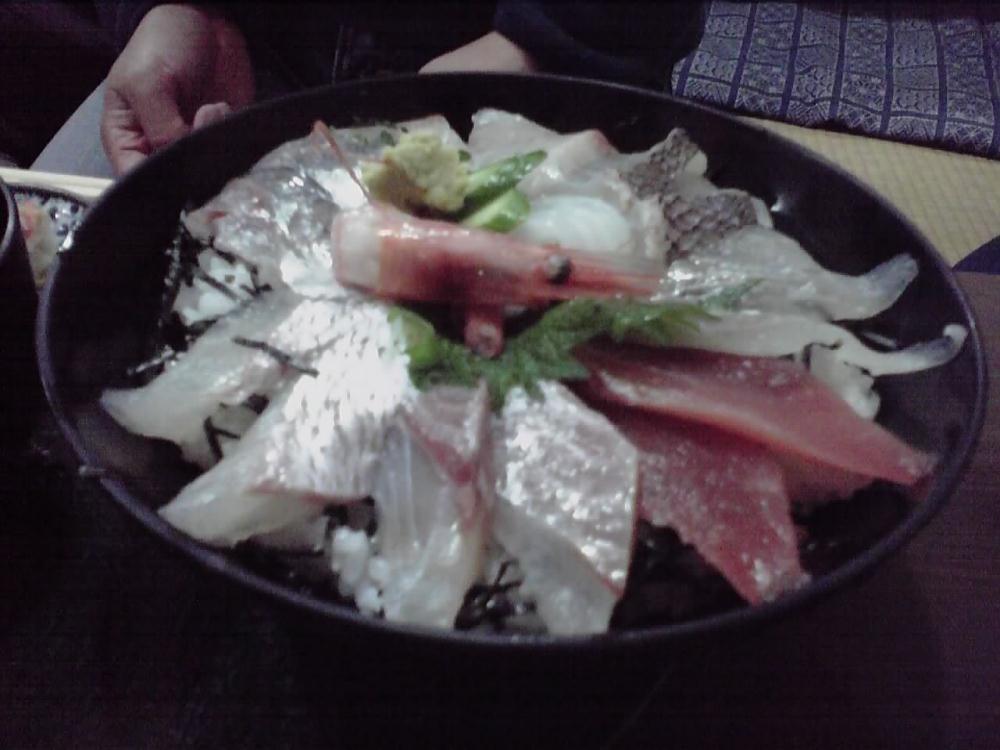 玉しげ海鮮丼 1130.jpg