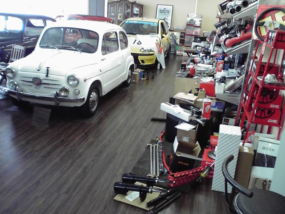 TRUCCO店内.jpg