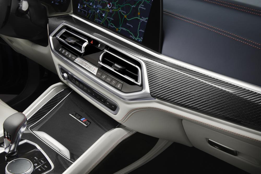 P90403894_highRes_the-bmw-x5-m-competi.jpg