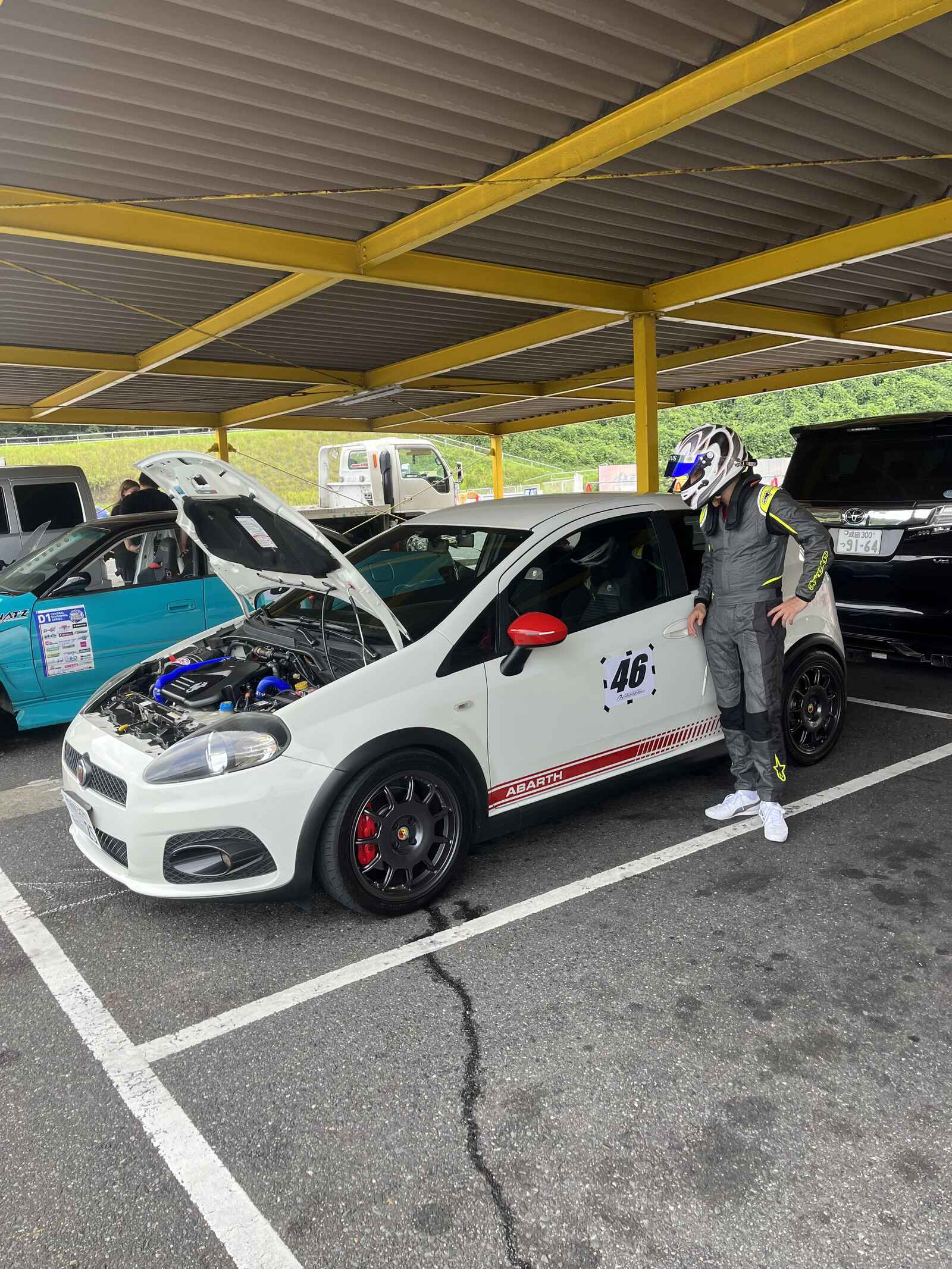 プロフィール3に写真を追加してください。