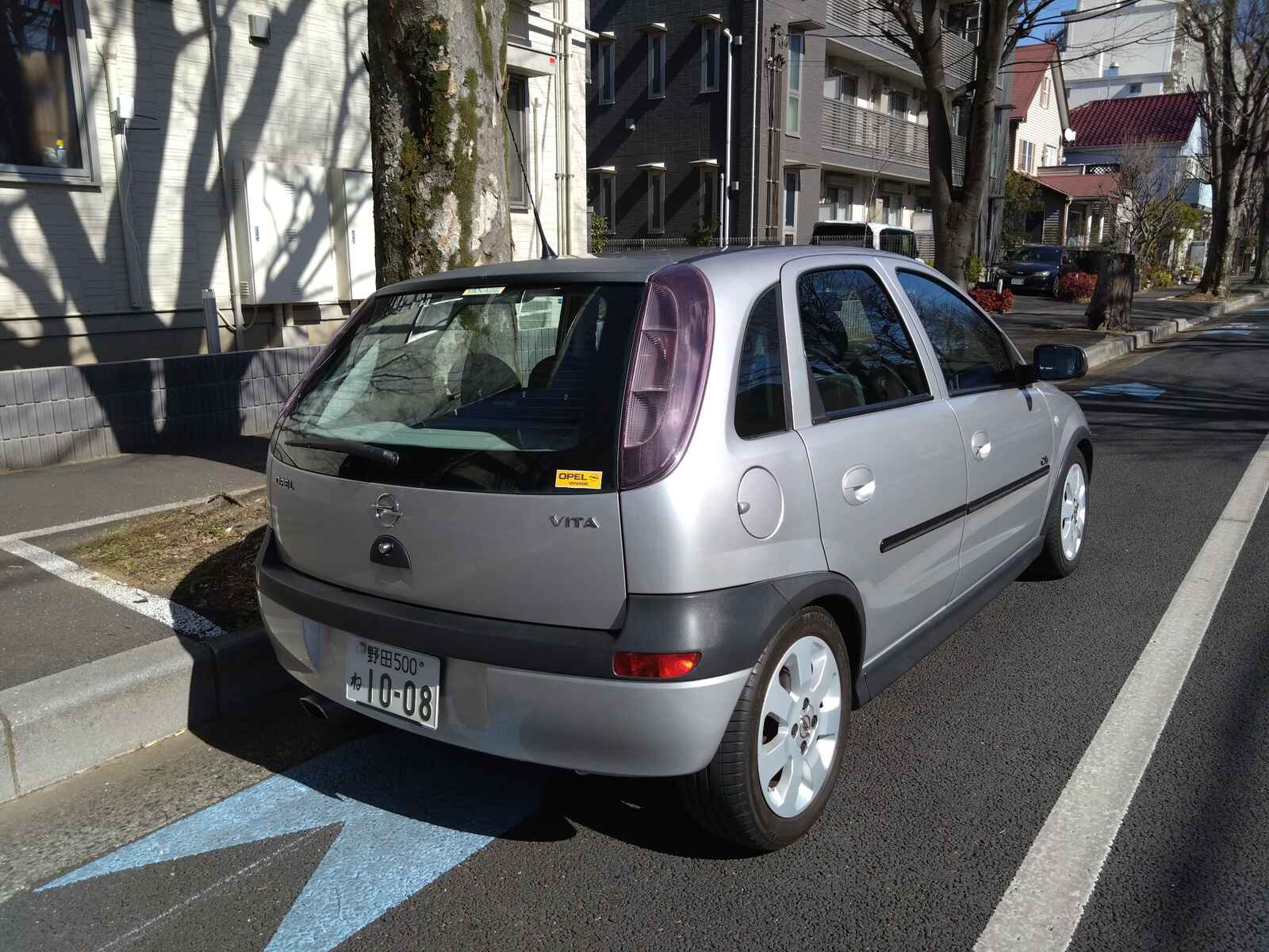 プロフィール2に写真を追加してください。