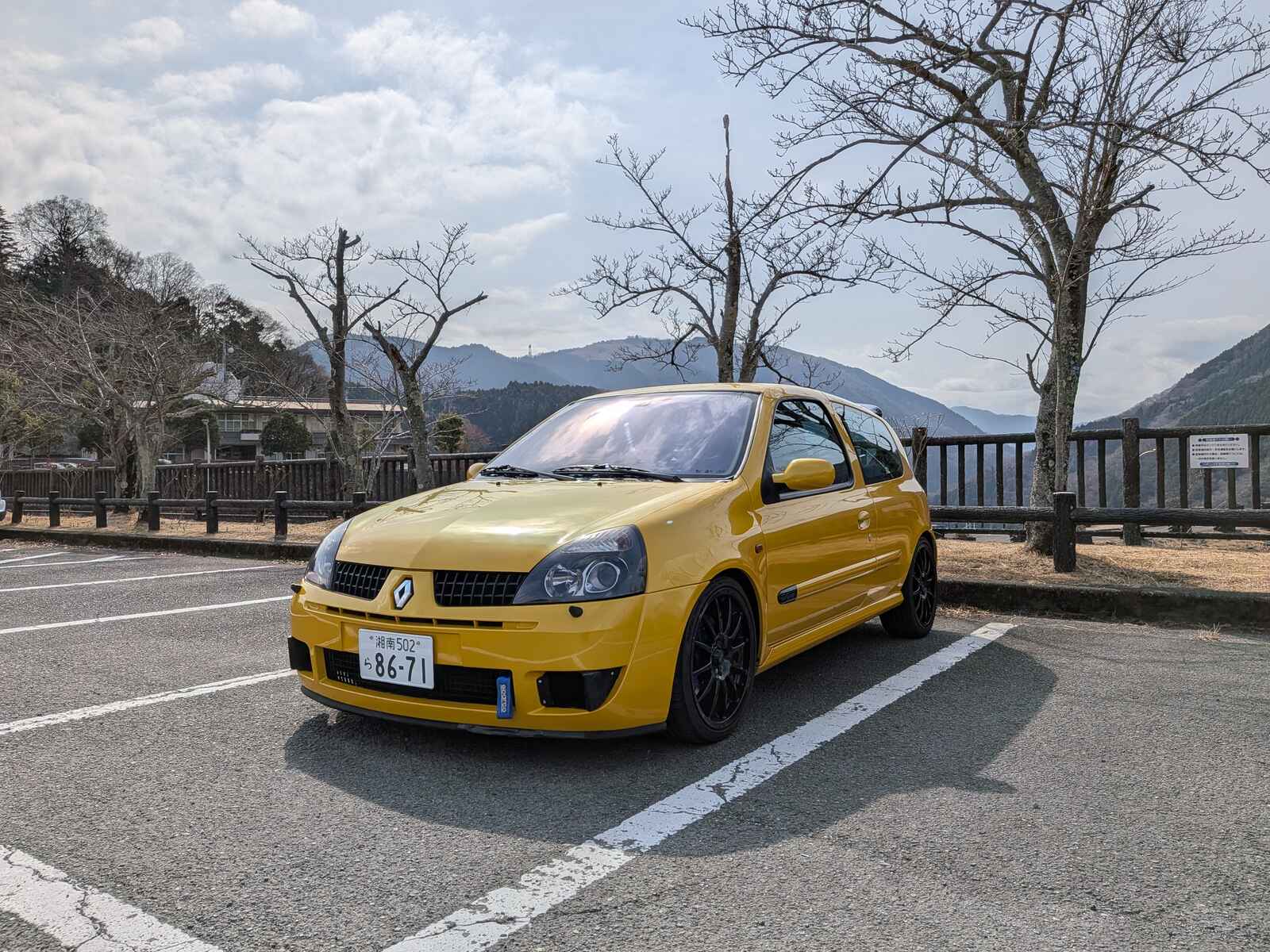 プロフィール2に写真を追加してください。