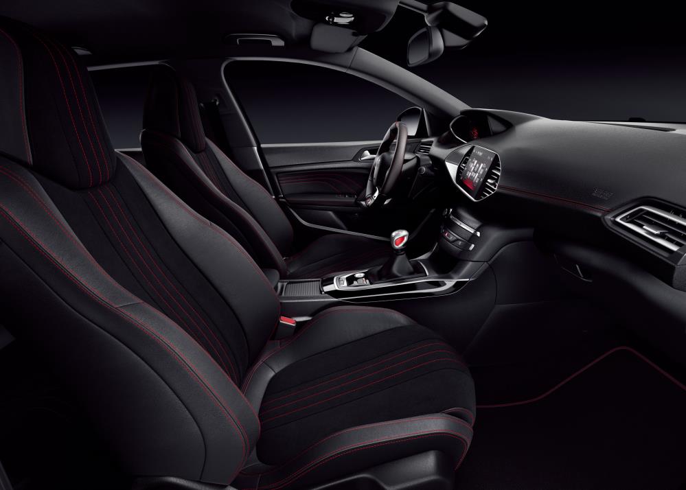 PEUGEOT_308GTi_2015_097_FR.jpg