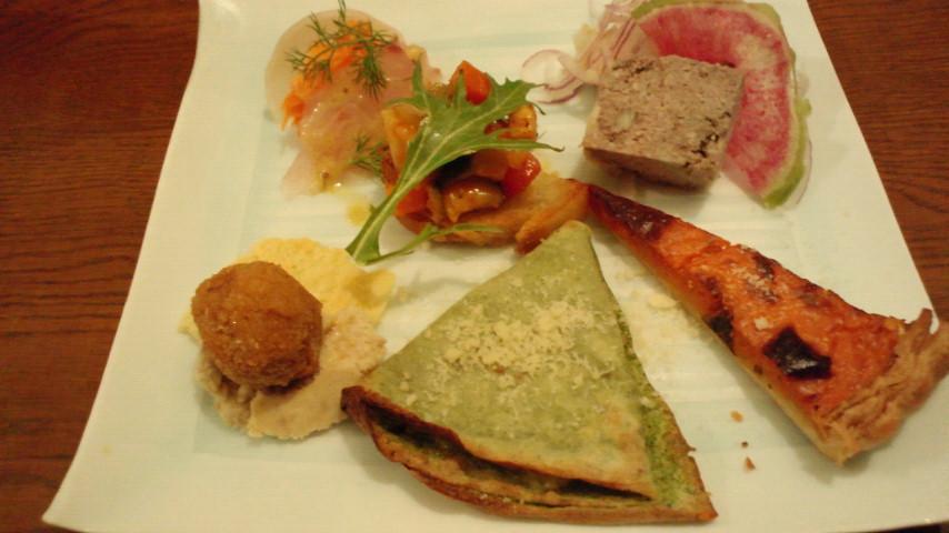 前菜盛り合わせ.jpg