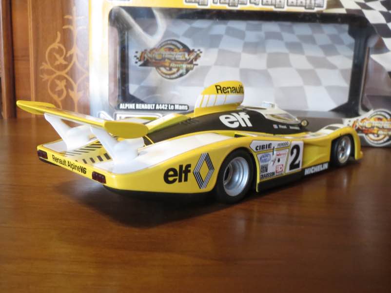 a442lemans003.jpg
