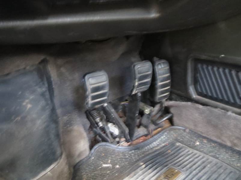 brakepedal002.jpg
