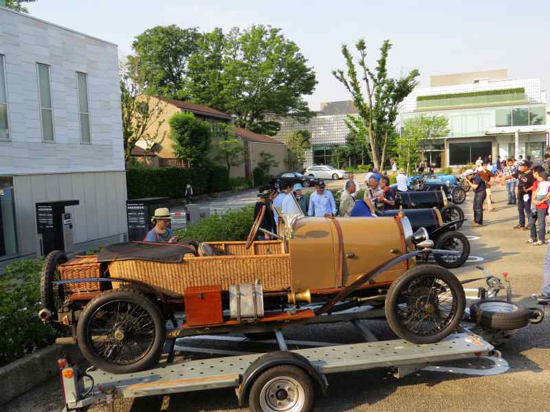 bugatti001.jpg