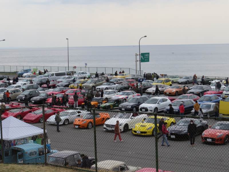 carmag001.jpg