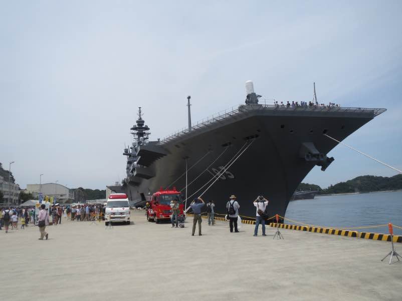 ddhidumo010.jpg