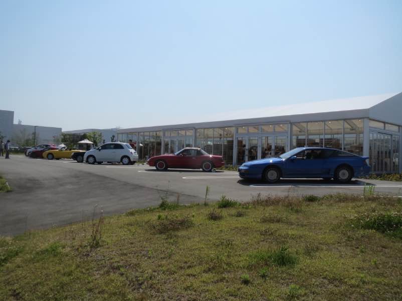 hukatusmall002.jpg