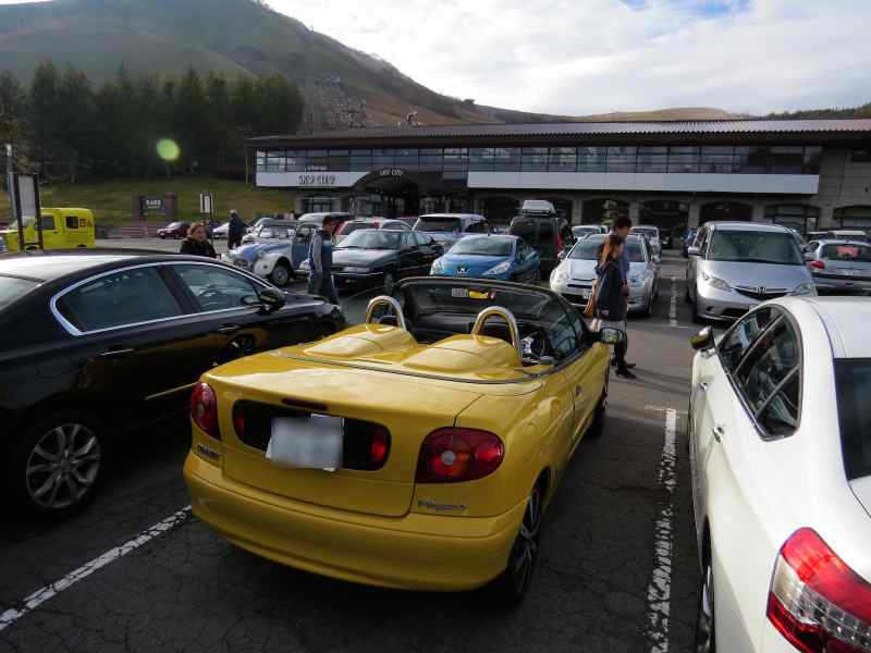 meganecab02.jpg