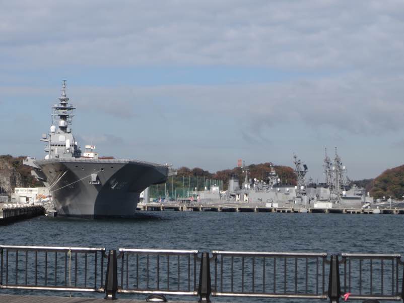 yokoasuka902.jpg