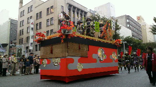 2013101922370003.jpg