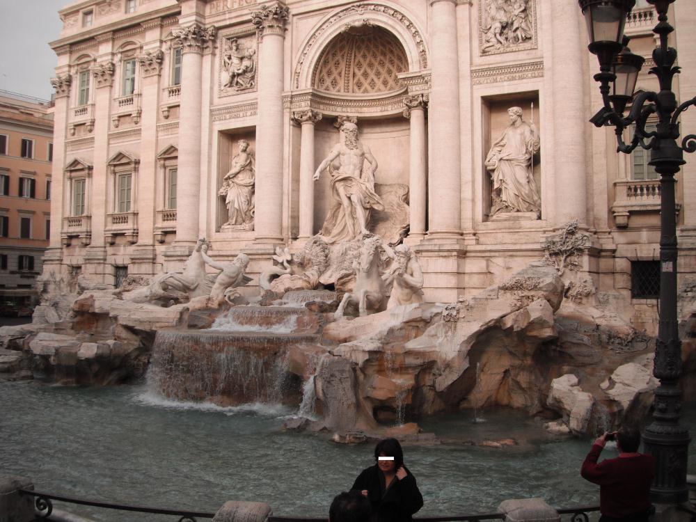 fontanaditrevi4.jpg