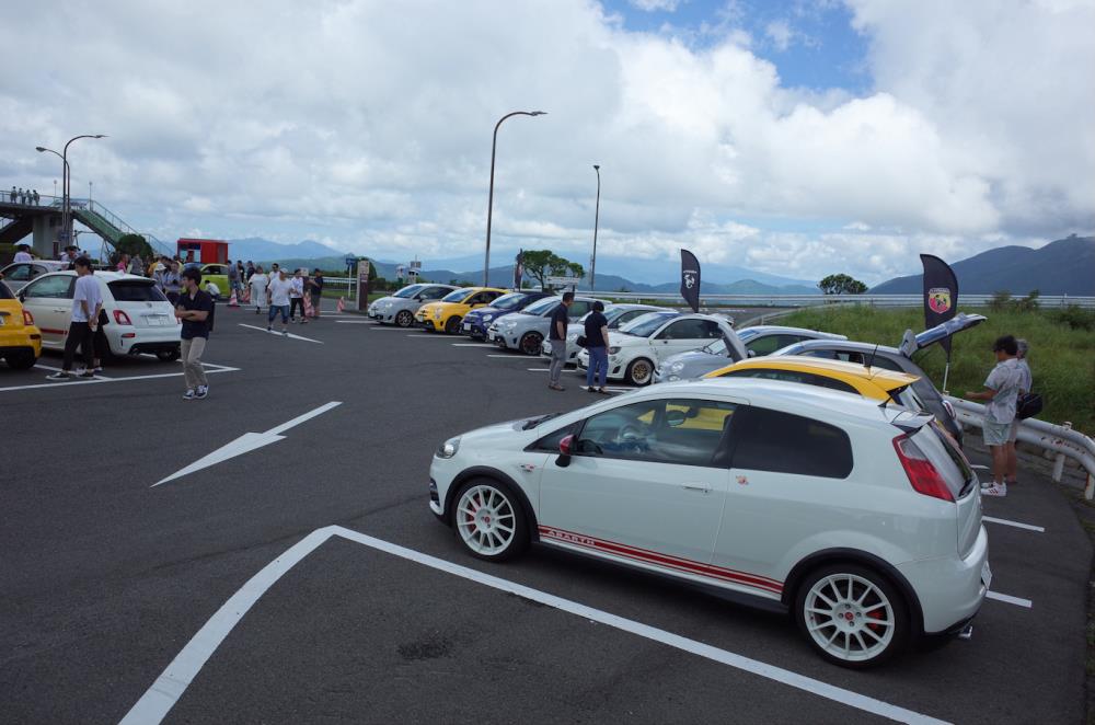 Abarth500e-19.jpg