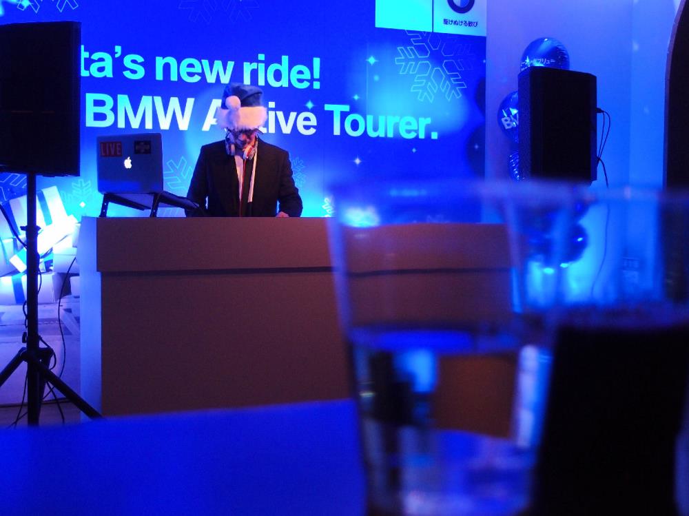 BMWcafe24.JPG