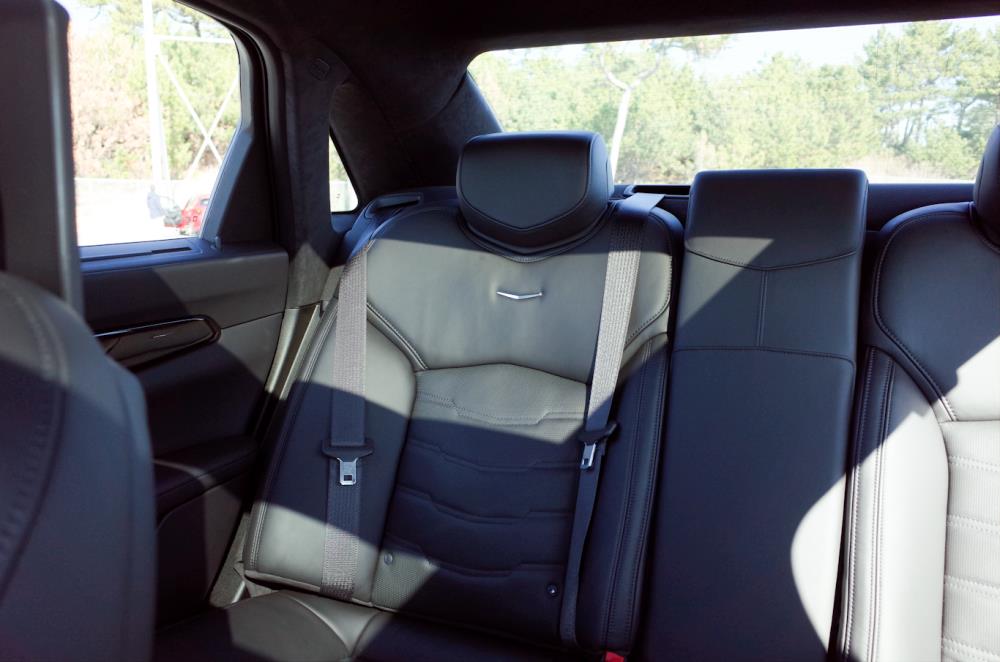 Cadillac10.jpg
