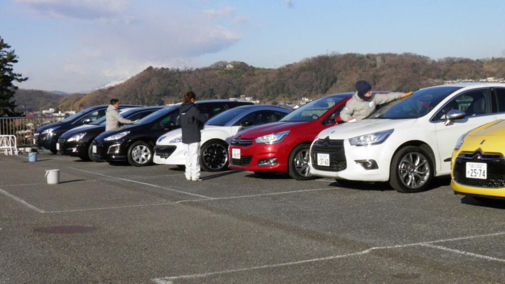 PEUGEOT00.JPG