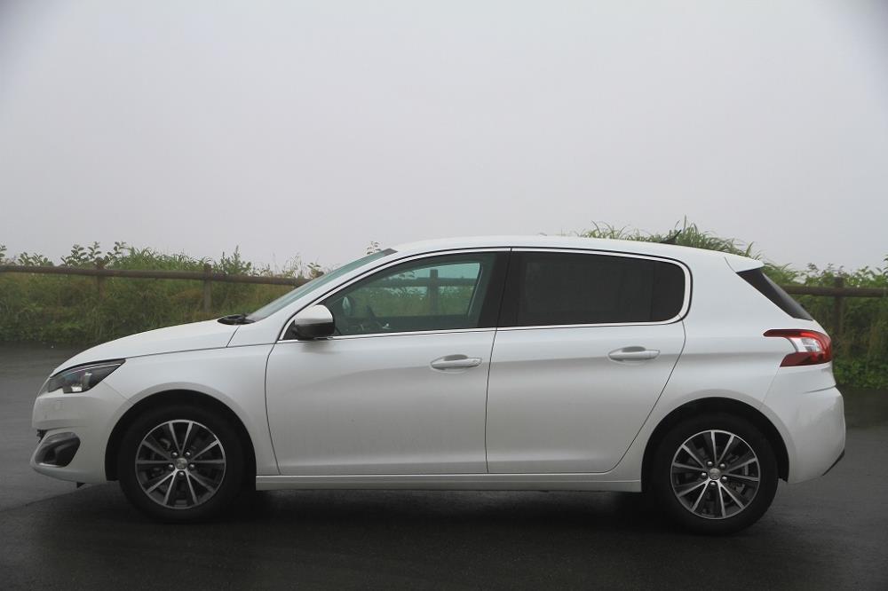 Peugeot-D06.jpg