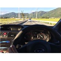 試乗中