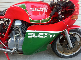 DUCATI01.jpg