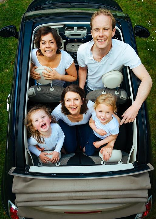 family-932245_960_720.jpg