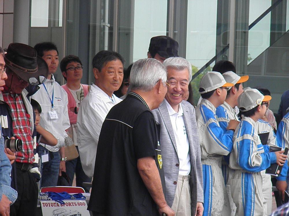 細谷四方洋 氏