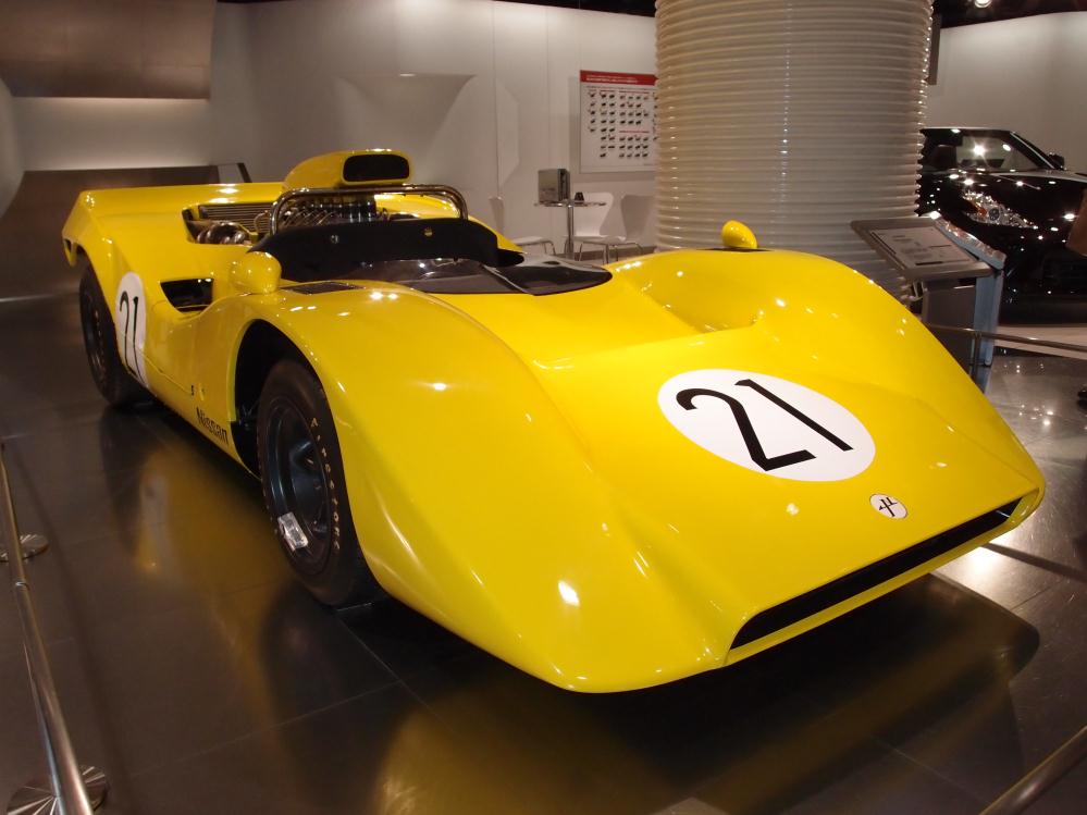 R382