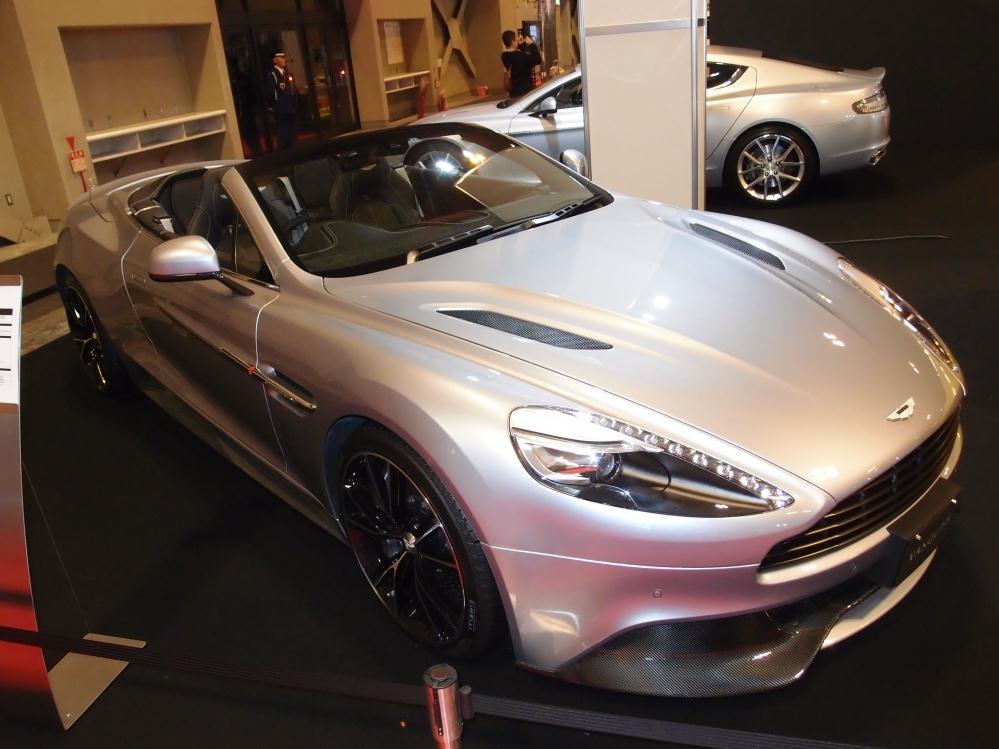 aston1.jpg