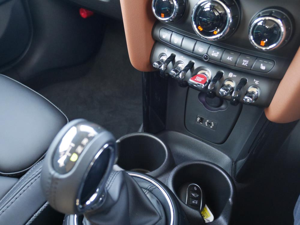 P1000311R.JPG