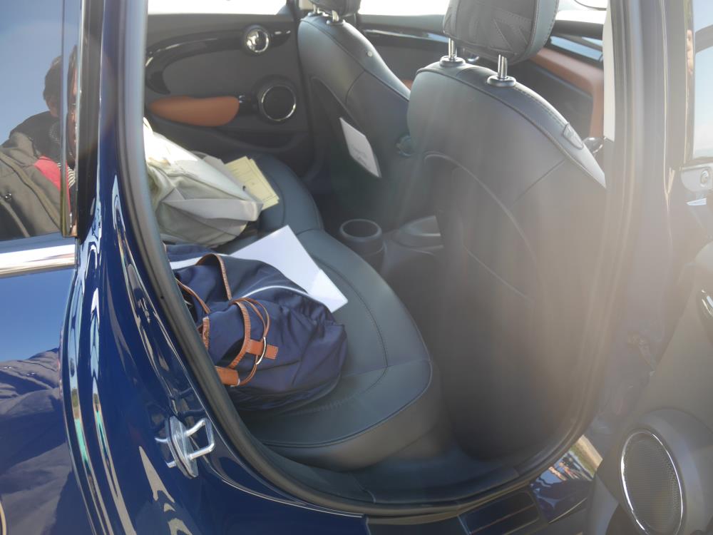 P100032R.JPG