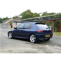 chinabluepeugeot.jpg