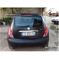 lancia__ypsilon_1_3_multijet_colore_nero_opaco_092004_2004_1_lgw.jpg