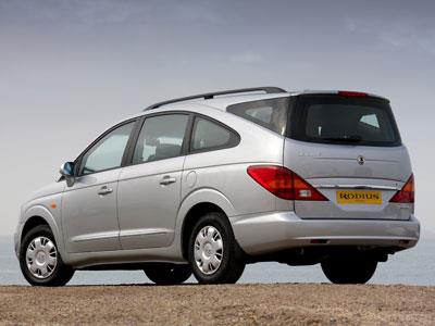 ssangyong-rodius.jpg