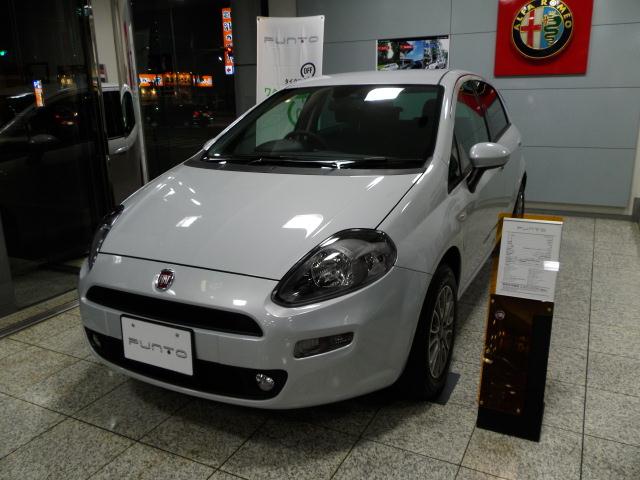 PUNTO 左前.jpg