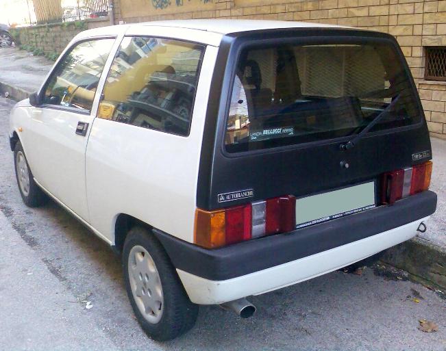 AY10_LX_rear.jpg