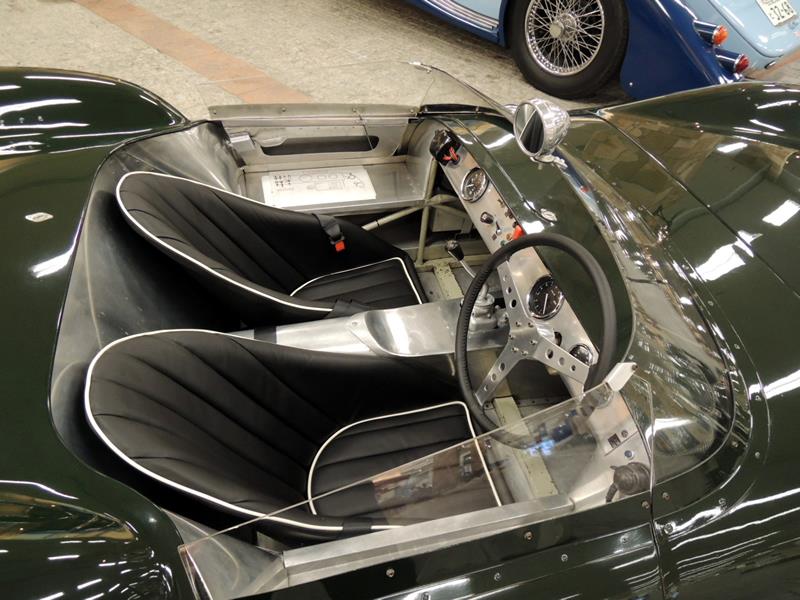 lotus_eleven3.jpg