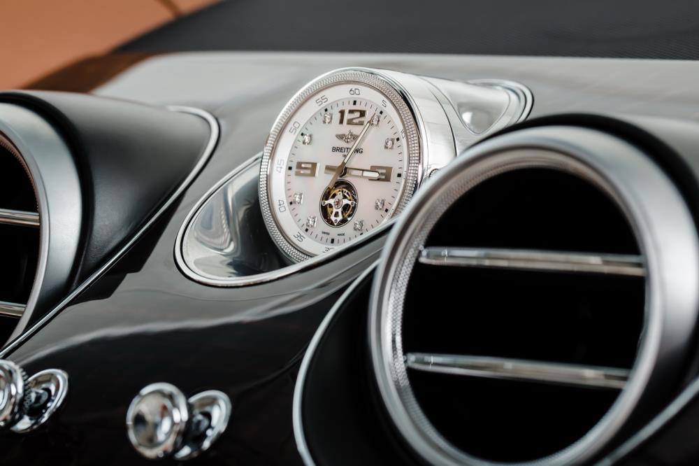 000Mulliner-Tourbillon-by-Breitling-clock-3.jpg