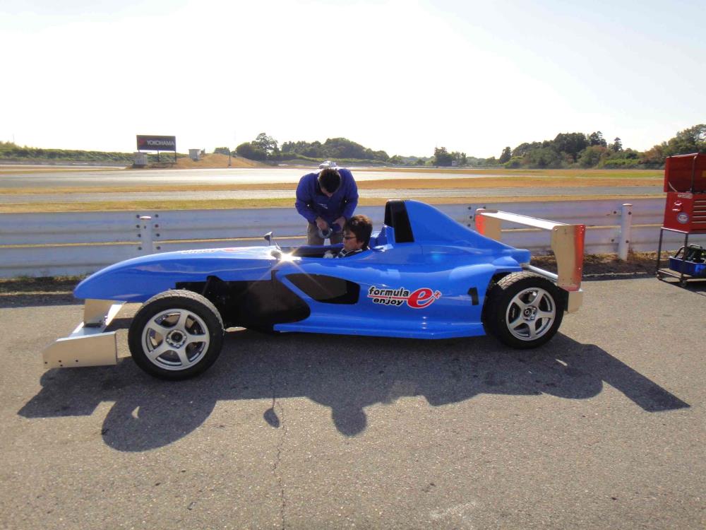 dmc fe200570.jpg