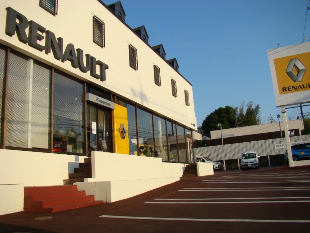 店舗外観_ルノー岡崎.JPG