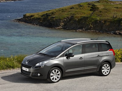 Peugeot5008[1].jpg