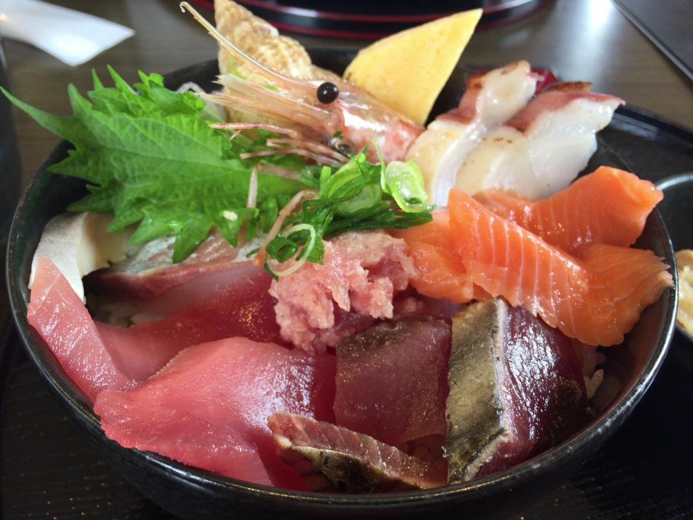 2海鮮丼.png