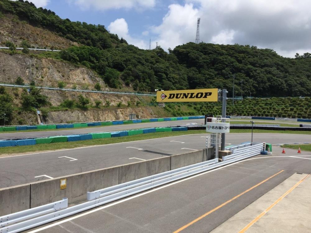 サーキット.jpg