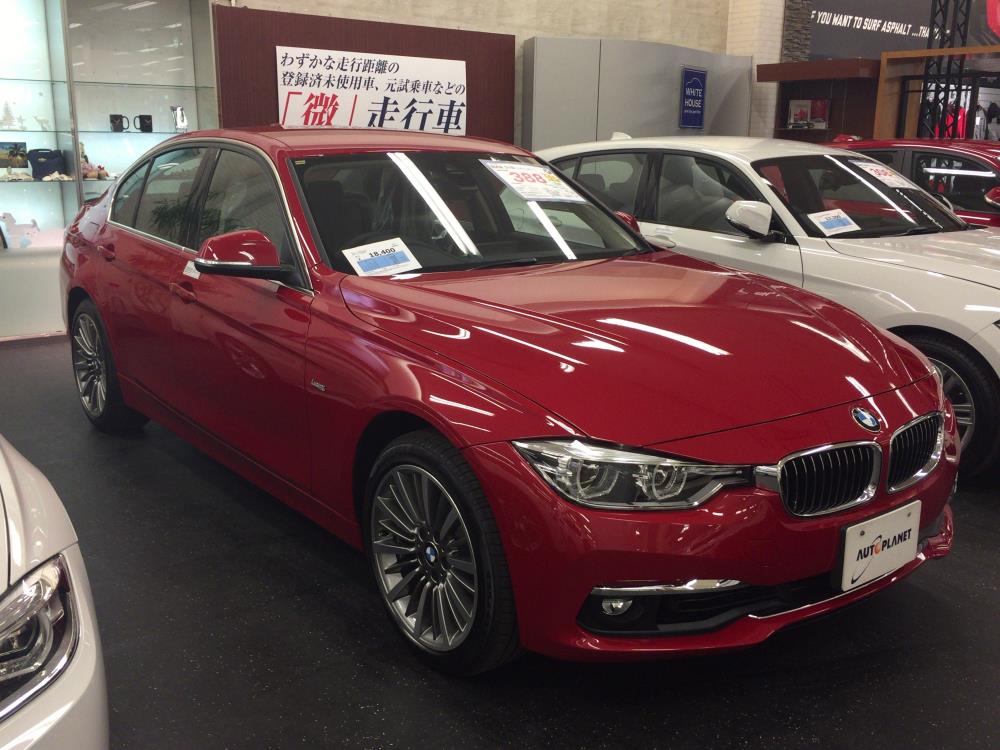 ｂｍｗ赤前.jpg