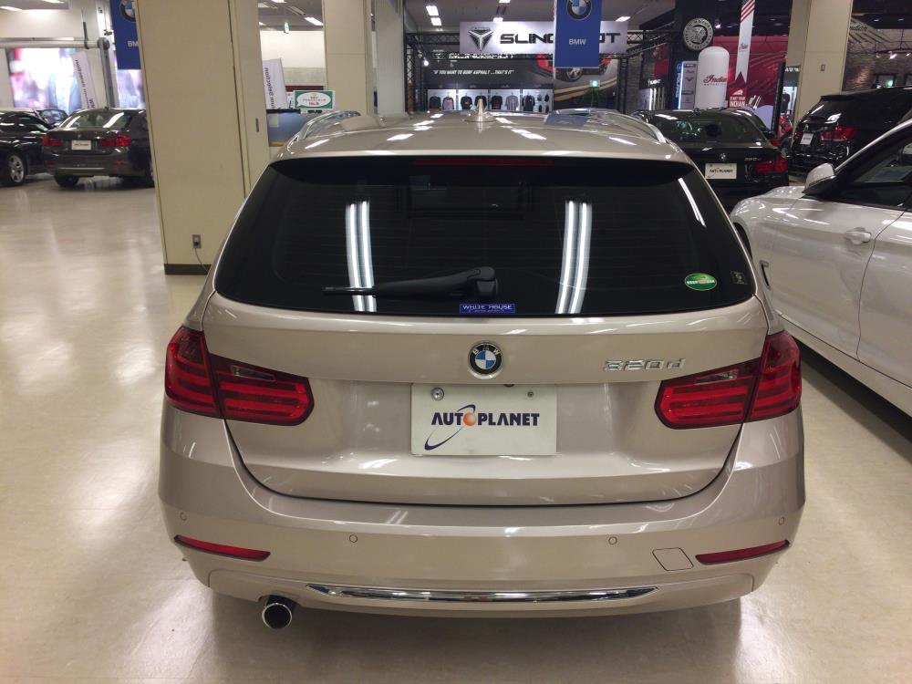 320d1.jpg