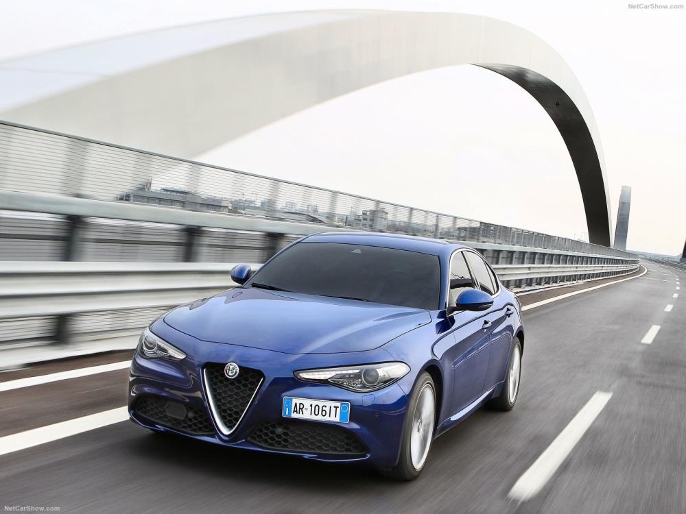 Alfa_Romeo-Giulia-2016-1600-16.jpg